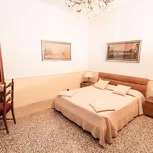 Alla Fenice , Venice Italy